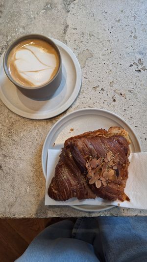  at Saint-Jean in Amsterdam