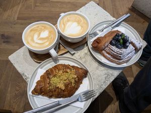  at Saint-Jean in Amsterdam