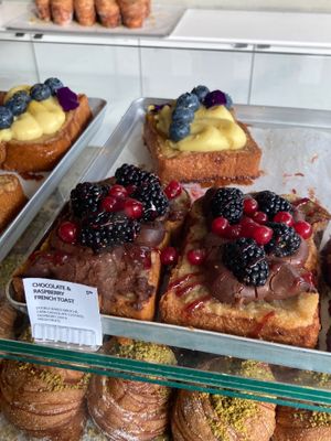  at Saint-Jean in Amsterdam