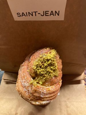  at Saint-Jean in Amsterdam