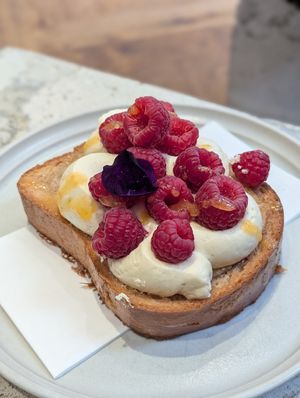  at Saint-Jean in Amsterdam