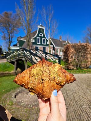  at Saint-Jean in Amsterdam