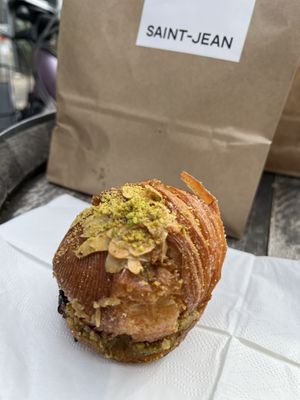 Pistachio cruffin   at Saint-Jean in Amsterdam