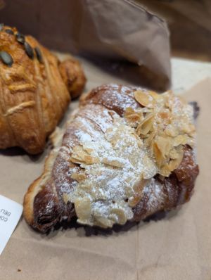  at Saint-Jean in Amsterdam