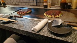 Okonomiyaki on the hot plates at Gion Tanto - 祇園たんと in Kyoto