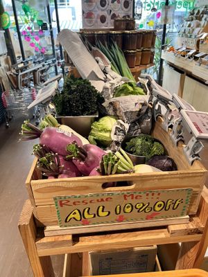   at Totoya Zero Waste Market - 斗々屋 in Kyoto