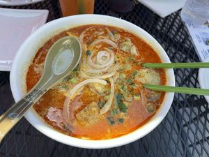 Curry noodles at Tank Noodle in Chicago