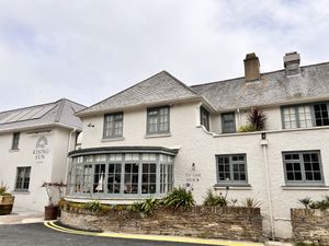   at The Rising Sun in St Mawes