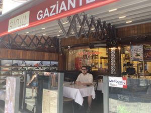   at Çinili Taş Fırın in Istanbul