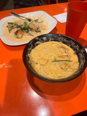 Extremely generous portion sizes and delicious dishes at Thai Neighbor in Oak Park