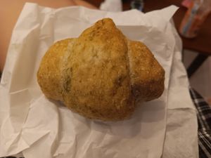 seaweed butter roll at Tokyo Vegan Bakes in Tokyo