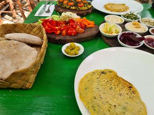 Hummus omlate at Bayit 77 in Amirim