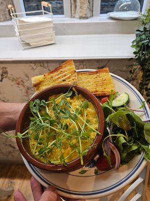 Vegan mac peas. One of our favourite dishes 😋 at Towngate Tearoom in Hebden Bridge
