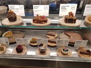  at Honest Greens - Tuset in Barcelona