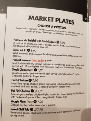 Vegan proteins are falafel and sides at Honest Greens - Tuset in Barcelona