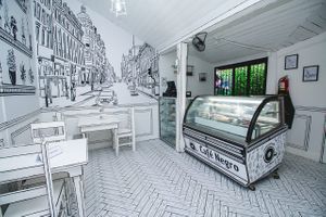 .  at Café Negro in Liberia