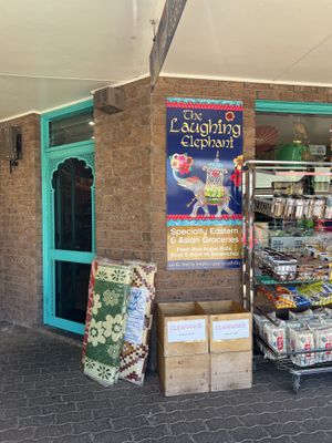 It’s a grocer with a Bahn mi station and rice paper rolls  - PLENTY of parking  #Veganuary at The Laughing Elephant in Wentworth Falls