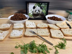 Vegan ribs sandwiches  at KP Pour Emporter in Sainte-agathe-des-monts