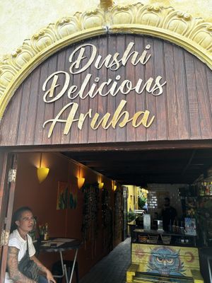   at Dushi Delicious  in Oranjestad