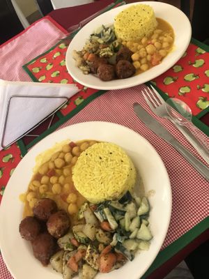 Indian food at Krishna Restaurant in Belo Horizonte