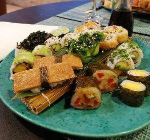  at Yokozo Sushi Lounge in Covilha