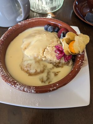Crumble with vegan custard at Cafe Roya in Beeston