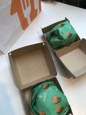   at Vedang - green burger | Skyline Plaza in Frankfurt