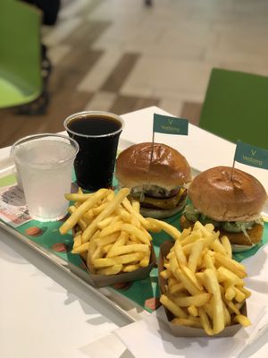 Heerlijk menu gehad bij Vedang!  at Vedang - green burger | Skyline Plaza in Frankfurt