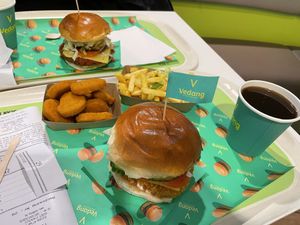   at Vedang - green burger | Skyline Plaza in Frankfurt