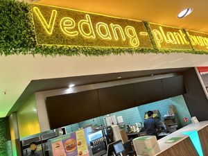 store front  at Vedang - green burger | Skyline Plaza in Frankfurt