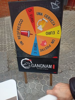Fun game at the end at Restaurante Coreano Gangnam in Sevilla