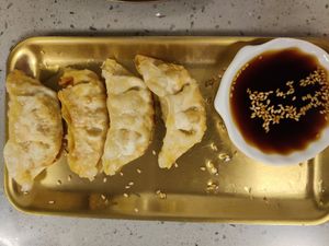 Fried dumplings at Restaurante Coreano Gangnam in Sevilla