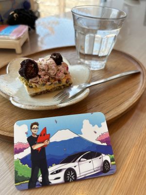 Raw Berry cake  at Vegan-Deli Optimist! in Sakura