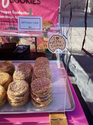 mayas stand!  #Veganuary at Hillcrest Farmer's Market in San Diego