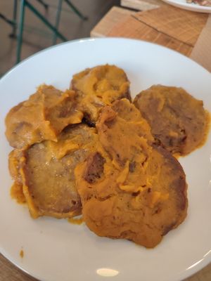 Seitan with wine sauce 3,50€ at Veggie Sue's in Salamanca