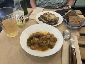Musaka y Soja al estilo teriyaki  at Veggie Sue's in Salamanca