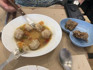 Albóndigas de soja y avena  at Veggie Sue's in Salamanca