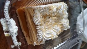 Tarta milhoja at Veggie Sue's in Salamanca