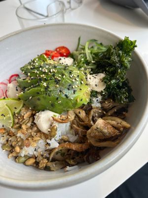 Vegan poke bowl  at Mudra Express in Buenos Aires