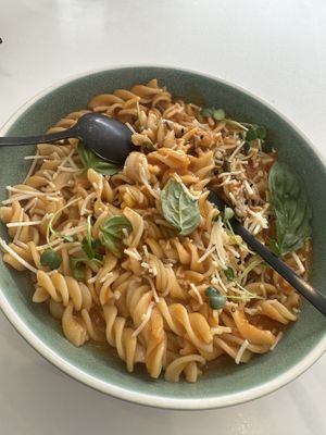 Appears big but just an average tasting pasta , not alot of  veg included .. Sauce was not a great hit   at Dicki's in Ascot