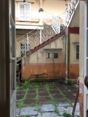 El patio interno desde el local  at La Mandioka in Toluca