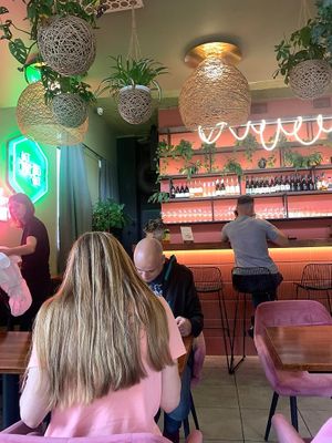 The inside at Kimidori Green Sushi in Warsaw