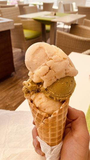 Banane, pistache, banane   at Gelato Fortuna in Tenerife
