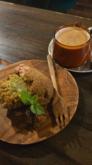 Chai and donut at Hito Kukan - 人空間 - Maybe closed in Osaka
