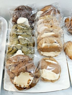 s'more cookies at Dear Vegan Bakery in Bucheon