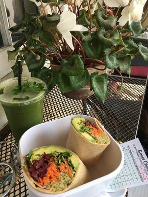 Happy Rap (large) with 20 oz. Great Green juice at delisheeeYo in Hilton Head Island