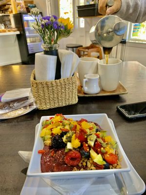 Inside at delisheeeYo in Hilton Head Island