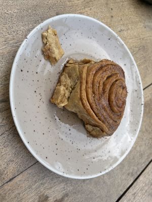 Cinnamon bun   at THE SLOW in Mirissa