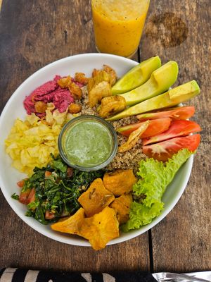 Bowl at THE SLOW in Mirissa