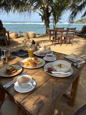Breakfast   at The Slow in Mirissa